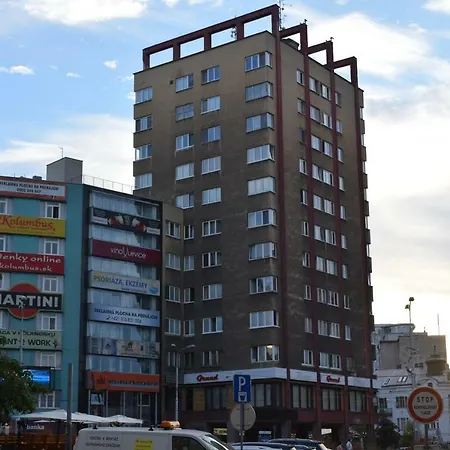 22nd Uprising Square Appartement